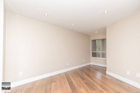 609-65 First Street, New Westminster - Photo 5