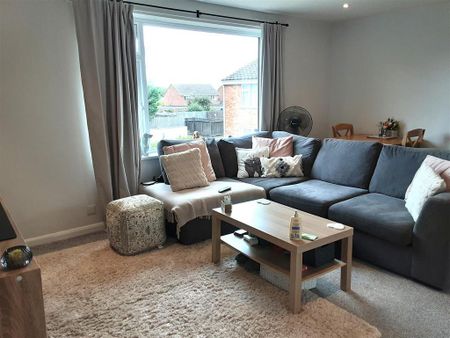 1 bedroom apartment to rent - Photo 2