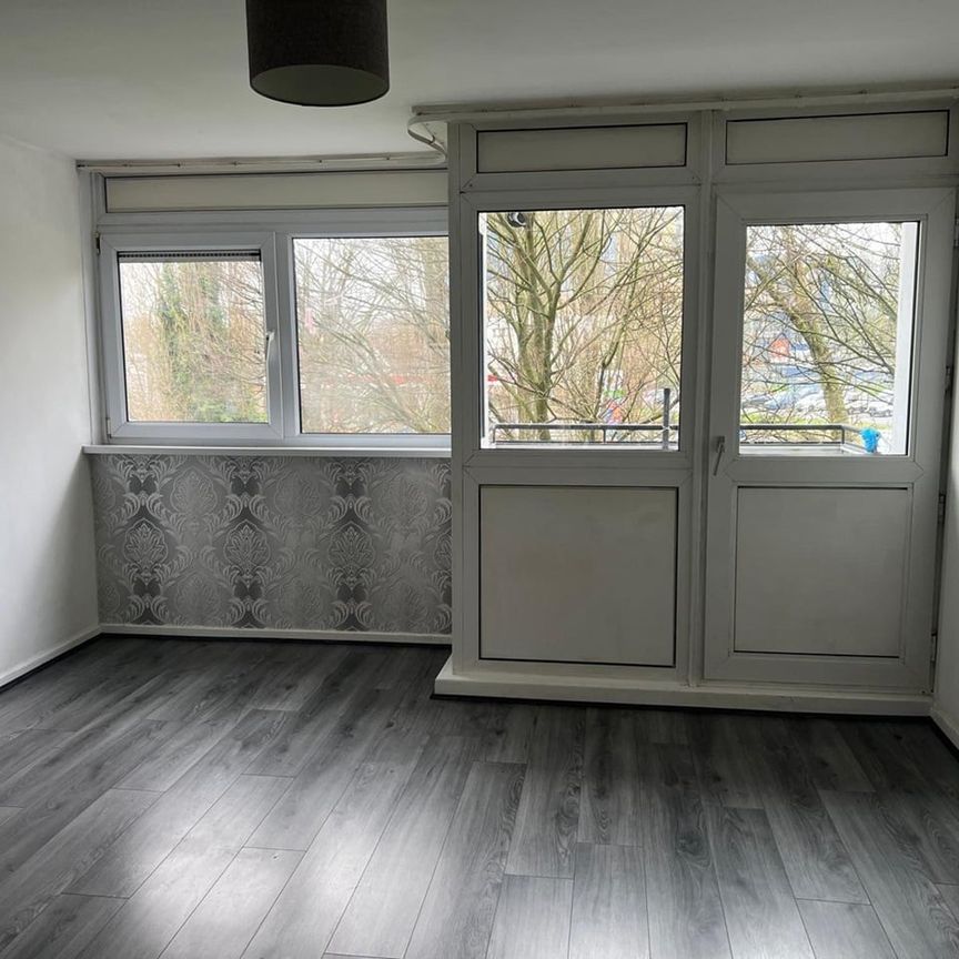 2 Bed Flat, Spon Gate House, CV1 - Photo 1