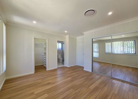 Modern & Spacious - Photo 3