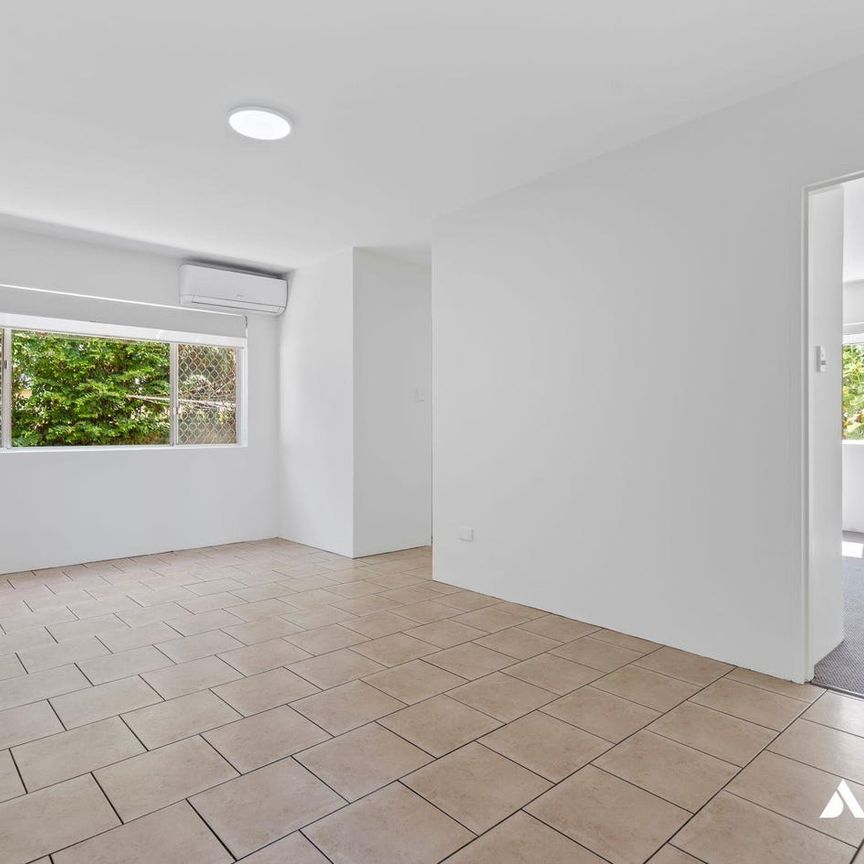 Spacious Two-Bedroom Renovated Unit in a Prime Location - Photo 1