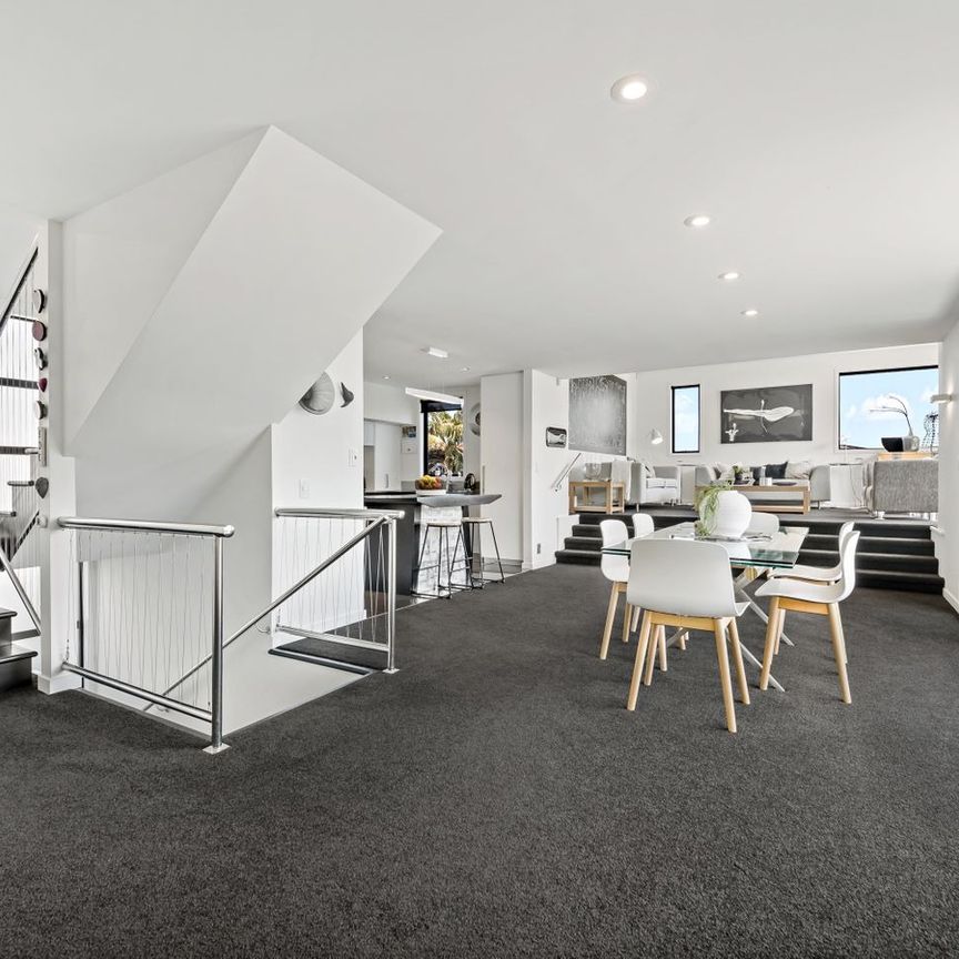 Costal Family Home With Top School Zone - Photo 1