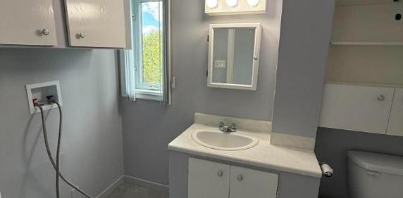4 1/2 en location à Thetford Mines - Photo 2