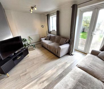 3 bedroom townhouse to rent - Photo 2