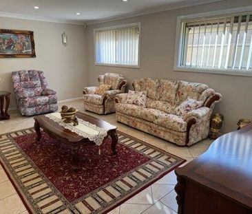 Prestons - Photo 2