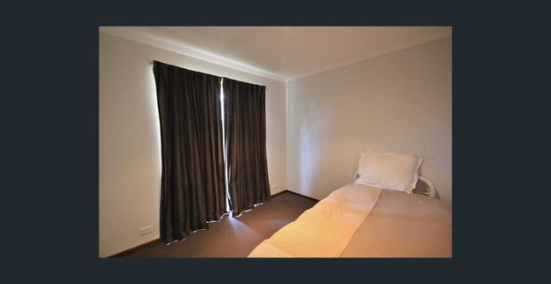 Modern 2 Bedroom Villa in Small Complex - Photo 1