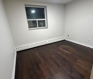 For Lease - 3533 Derry Road Unit# 905, Mississauga, Ontario - Photo 2