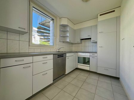 Itingen / Appartement de 4,5 pièces au rez-de-chaussée à gauche - Photo 4