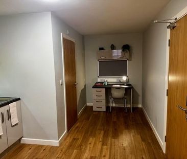 1 bedroom apartment to rent - Photo 4