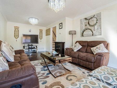 For Lease - 76 Kingswood Drive, Brampton, Ontario - Photo 4