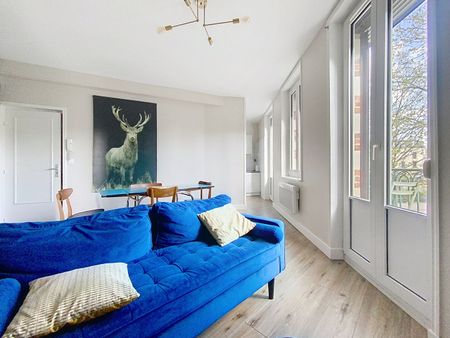 Appartement à louer - EPERNAY CENTRE-VILLE - T3 meublé - Photo 2