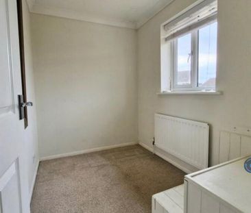 4 bedroom detached house to rent - Photo 6