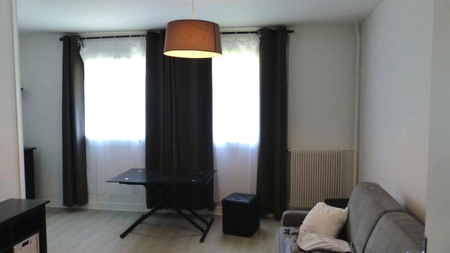 Location Appartement 1 pièce 28m² NEUILLY SUR SEINE 92200 - Photo 2
