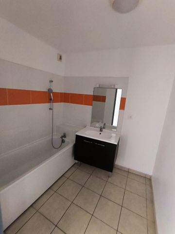 T3 de 97 M² Résidence CHAMBLY – Saint-Denis Centre - Photo 4