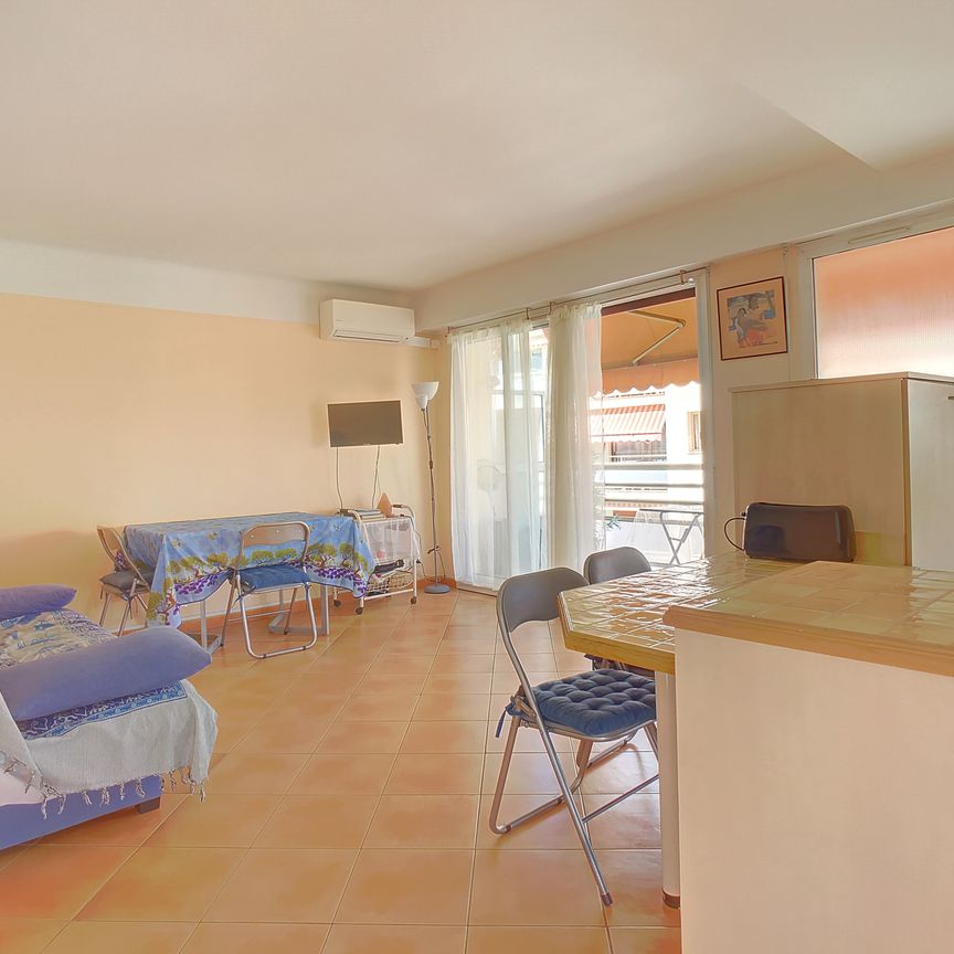 Location Appartement 2 pièces 39m² JUAN LES PINS 06160 - Photo 1