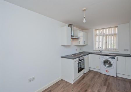 1 bedroom flat to rent - Photo 4