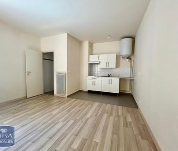 Location Appartement 1 pièce 22m² VERSAILLES 78000 - Photo 2