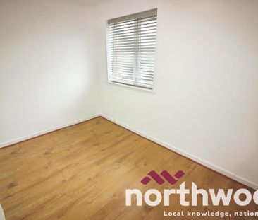 3 bedroom detached house to rent - Photo 2