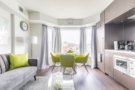 Hazelton Avenue - Photo 2