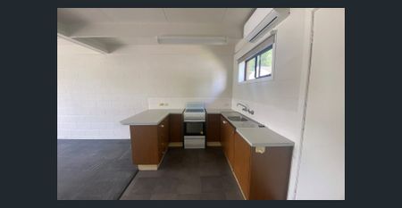 1 Bedroom Unit. - Photo 2