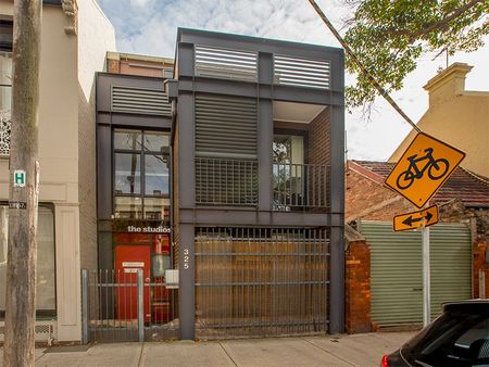 Studio Apartment in the Heart of Darlington - Photo 2