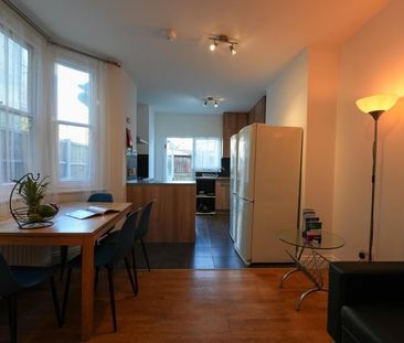 Room in a Shared House, Nemus Apartments, SE8 - Photo 5