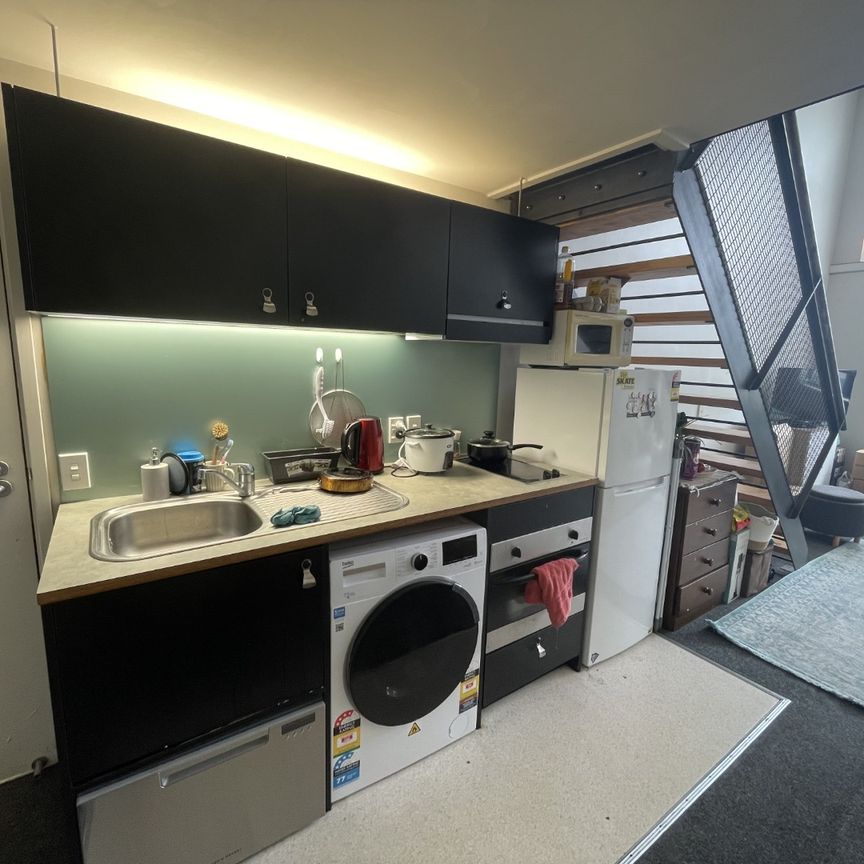 Mezzanine apartment in central Wellington - Photo 1