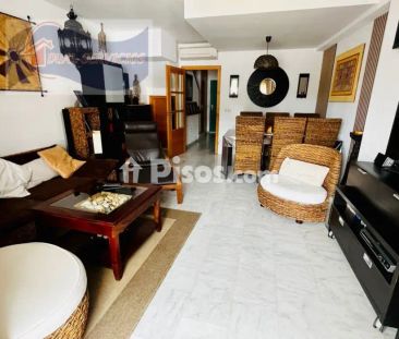 Casa adosada en alquiler en Nuevo Portil - Photo 1