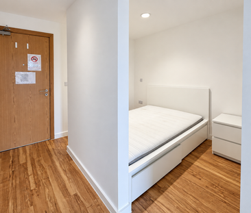 Studio to rent - Photo 2