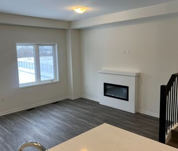 For Lease - 22 Seahorse Common, Cambridge, Ontario - Photo 3