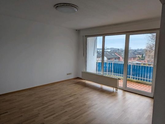 Helle 2,5-Zimmer Wohnung mit Balkon und EBK in Waltrop - Foto 1