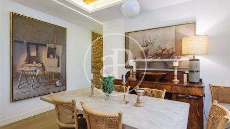 Ático de alquiler en C. de Zorrilla, Cortes - Huertas - Photo 2