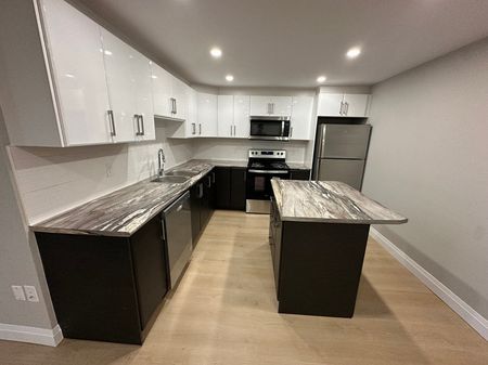 apartments at 258 West Street - Photo 2
