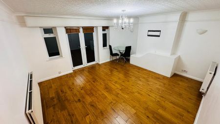 2 bedroom detached house to rent - Photo 3