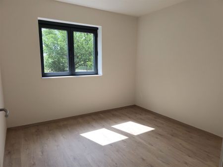 Prachtige nieuwbouwwoning met 4 slaapkamers en garage - Foto 4