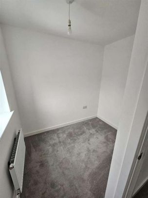 Brookes Lane, Hemlington, Middlesbrough, TS8 - Photo 1