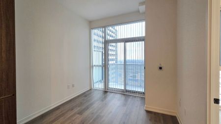 For Lease - 8 Interchange Way Unit# 3709, Vaughan, Ontario - Photo 2