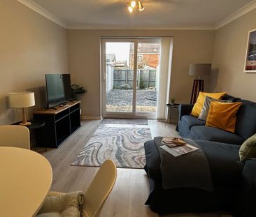 Springfields, Llanelli, Carmarthenshire, SA15 2DD - Photo 2