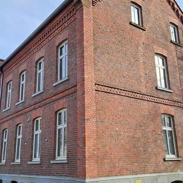 Wohlfühlwohnung in saniertem Altbau! 2 Zimmer mit Balkon in Citylage! - Photo 2