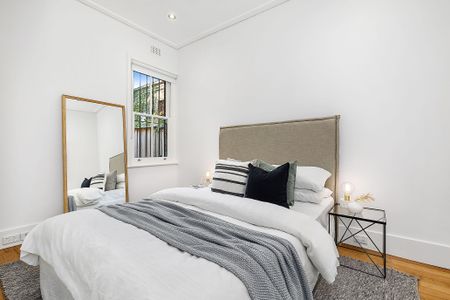 Gorgeous Newtown Terrace Home - Photo 5