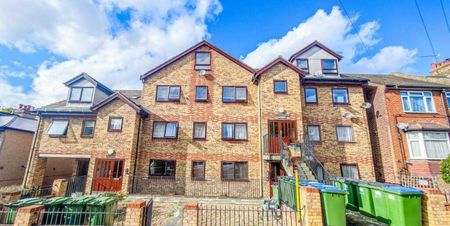 Cantwell Road, London, SE18 - Photo 2