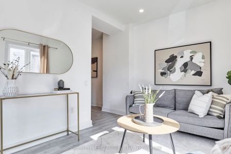 154 Mulock Avenue #Unit B - Photo 3