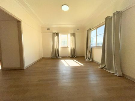 26 Bridge Street, Cabramatta NSW - Photo 3