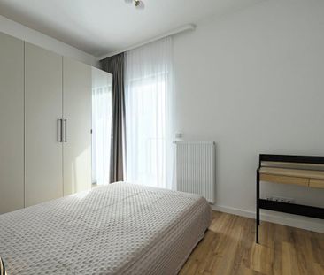 3-pokoje, 2-balkony, komórka i miejsce parkingowe 47 m² - Zdjęcie 2