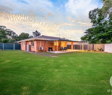 LOWSET FAMILY HOME IN HILLCREST - Photo 6