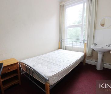 6 bedroom terraced house to rent - Photo 2