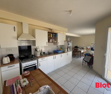 Location Maison 5 pièces 111m² LA BOUEXIERE 35340 - Photo 3