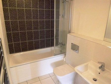 Invicta, Bristol Harbourside - Photo 5