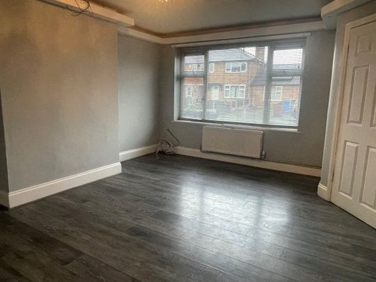 Mendip Avenue, Warrington, WA2 9JF - Photo 1