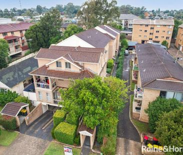 Updated Apartment - Photo 4